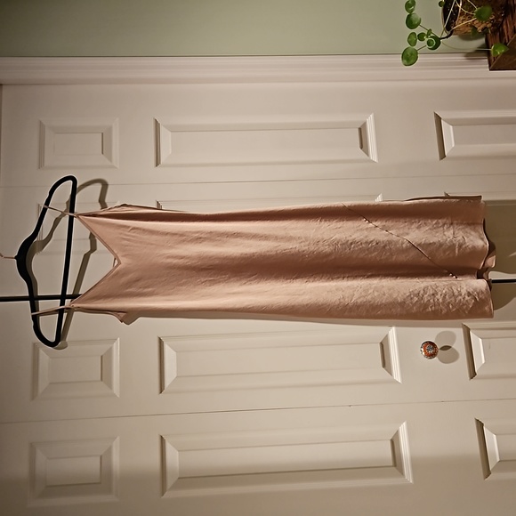 Aritzia beige slip dress - Picture 1 of 4